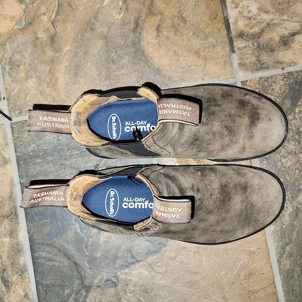 Blundstones